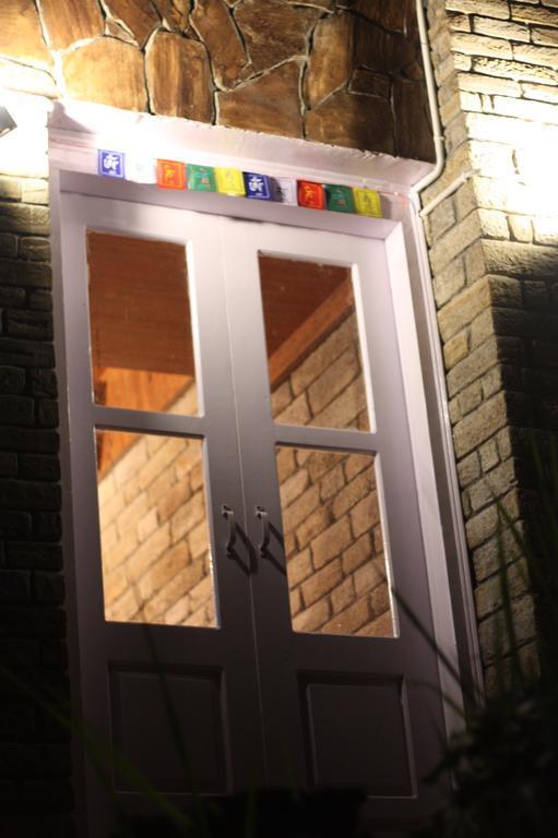 Kasar Rainbow Yoga Retreat Villa Almora Dış mekan fotoğraf