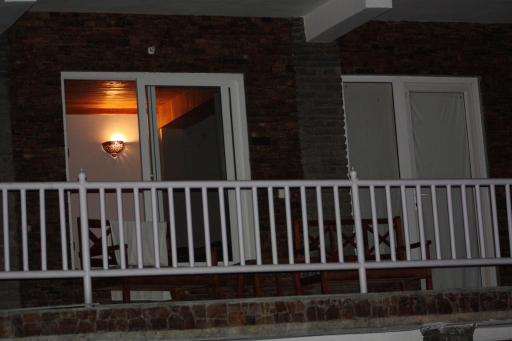 Kasar Rainbow Yoga Retreat Villa Almora Dış mekan fotoğraf