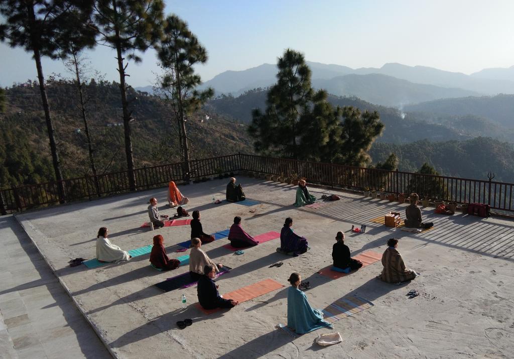 Kasar Rainbow Yoga Retreat Villa Almora Dış mekan fotoğraf