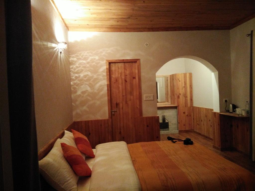 Kasar Rainbow Yoga Retreat Villa Almora Dış mekan fotoğraf